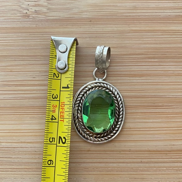 Silver Large Green Stone Necklace Pendant - Picture 7 of 11